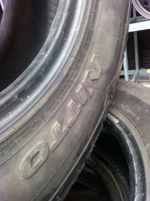 ขายยาง Nitto 235/75/R15 ปี09 สนใจ 094-2539514