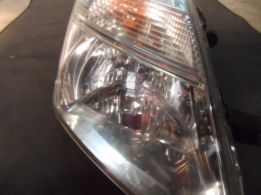 ขาย ไฟหน้า โคมขาว ซีนอน xenon Honda Stream