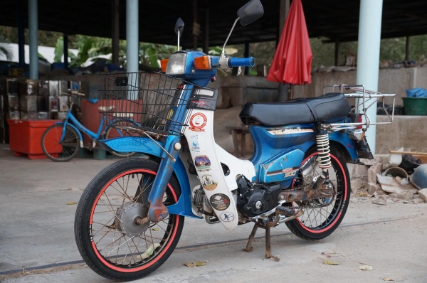 ขาย HONDA นันทิดา C 700 เครื่อง LIFAN 125 สตาทร์มือ รถพร้อมใช้ แต่งสวย อะไหล่ และ สภาพโดยรวมตามรูป เครื่องดีมาก ๆ ราคา 12900 บาท