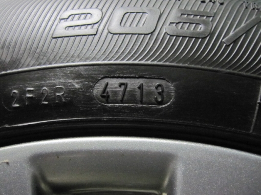 ขายล้อแม็กป้ายแดง Civic Modulo สีรมดำพร้อมยางขอบ 16