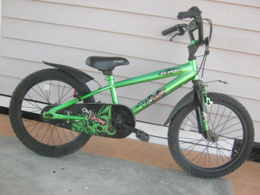 จักรยานอลูมิเนียม สีเขียวสวย ๆ ยางใหม่ เบรคหนึบ