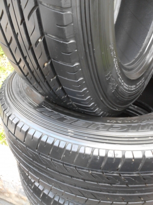 205/70R15  MICHELIN vanpix  สวย เสมอ ดอกยางหนาเท่ากัน 4 เส้น TEL.081-427-3941