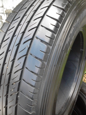205/70R15  MICHELIN vanpix  สวย เสมอ ดอกยางหนาเท่ากัน 4 เส้น TEL.081-427-3941