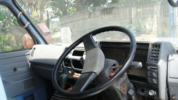 ISUZU NKR ดั๊มดิน 4คิว เครื่องดี ดั๊มดี ราคาดี รถสวยเดิมๆ