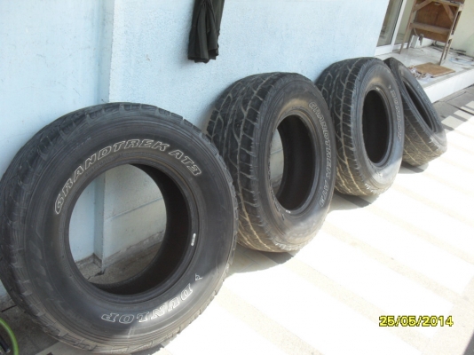 ขายแม็ก พร้อมยาง 265/65/17 ยางปี 1813 ขาย 13500