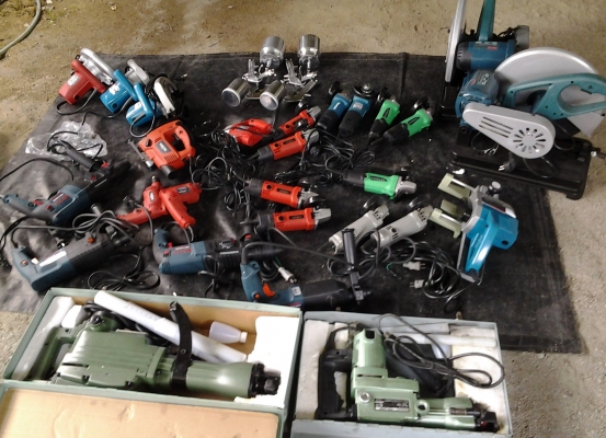 ขายเครื่องมือช่างหลายรายการ