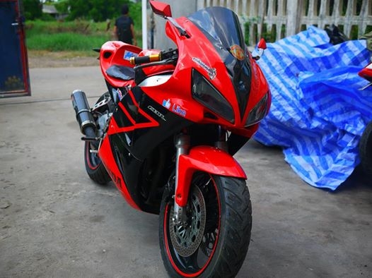 ขาย Cbr400 พร้อมทะเบียนแท้ แฟริ่ง Rc212 ท่อสูตรโยชิ