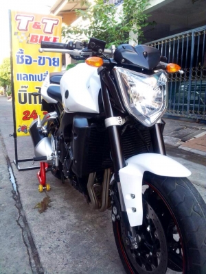 ต้ำพระราม2ขายYAMAHA FZ1 ปี2009 เอกสารทะเบียนโอนนอก รถวิ่งมา5XXXโล เท่านั้นครับสภาพป้ายแดง