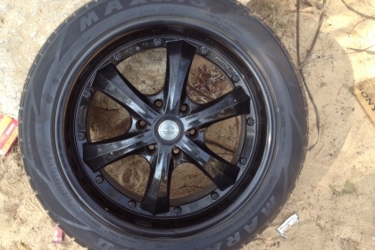 ขายแม็กขอบ20พร้อมยางสวยๆ265/5020 maxxisยางปี13