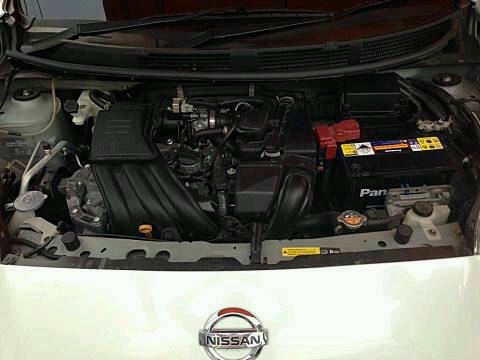 รถฟรีดาวน์ Nissan March ตัว V รอง Top จัดได้เต็ม ออกรถไม่ต้องใช้เงินสักบาท