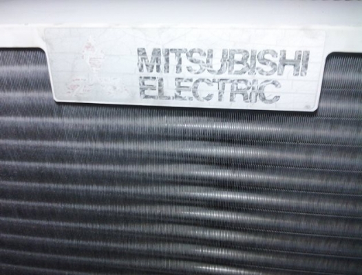 แอร์หน้าต่าง รุ่นเก่า ยี้ห้อ MITSUBISHI ELECTRIC ลองแล้วยังพอเย็น ขายถูก แอร์หน้าต่าง รุ่นเก่า ยี้ห้อ MITSUBISHI ELECTRIC ลองแล้วยังพอเย็น ขายถูก
