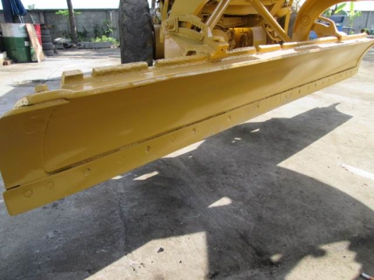 ขายรถเกรด Caterpillar 12F สภาพสวย พร้อมใช้งาน