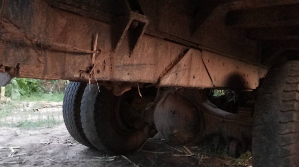 **380,000 บ.ต่อรอง**ขาย10ล้อท้ายลาดขึ้น200 ISUZU TX วางหัวROCKY(ใบคุม) เครื่องHO7C 185แรง(ใบคุม) เครื่องแน่น เกียร์ดี ช่วงล่างคานหน้าใหญ่ เพลาเดียวFUSO เดิมใส่2เพลาถอดออก1เพลามีแถมให้เอาไปใส่เอง คัสซีพอได้ มีบวมบ้าง ซับแล้วแล้ว หางสภาพพอใช้ หัวเก๋งโอเคภาย