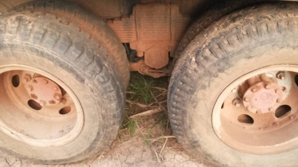 **380,000 บ.ต่อรอง**ขาย10ล้อท้ายลาดขึ้น200 ISUZU TX วางหัวROCKY(ใบคุม) เครื่องHO7C 185แรง(ใบคุม) เครื่องแน่น เกียร์ดี ช่วงล่างคานหน้าใหญ่ เพลาเดียวFUSO เดิมใส่2เพลาถอดออก1เพลามีแถมให้เอาไปใส่เอง คัสซีพอได้ มีบวมบ้าง ซับแล้วแล้ว หางสภาพพอใช้ หัวเก๋งโอเคภาย