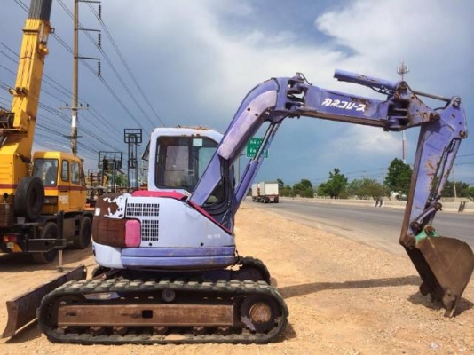 ขายรถแบคโฮ KOMATSU PC75UU-2 คอลโทรลสั้น ปั้มนิ้ว นำเข้าจากญิ่ปุ่น ขายรถแบคโฮ KOMATSU PC75UU-2 คอลโทรลสั้น ปั้มนิ้ว นำเข้าจากญิ่ปุ่น