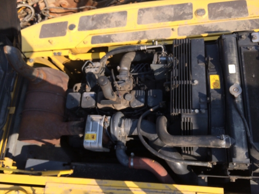 รถแบคโฮมือสอง Komatsu Pc200-7 สภาพรถเยี่ยม 090-268-2646 พร้อมจัด ไฟแนนซ์