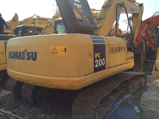 รถแบคโฮมือสอง Komatsu Pc200-7 สภาพรถเยี่ยม 090-268-2646 พร้อมจัด ไฟแนนซ์