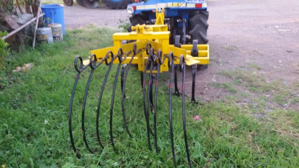 ขายรถไถ อิซากิ 15.5   4WD นำเข้าจากญี่ปุ่น พร้อมอุปกรณ์ ราคา 150,000 บาท