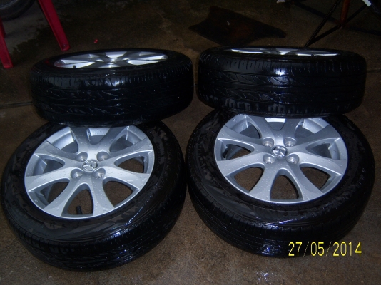 แม็กมาสด้า2พร้อมยาง 185 60 151ชุดปี12