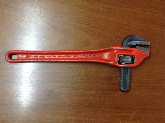 ขายประแจจับท่อปากเฉียง RIDGID 14" สภาพใหม่