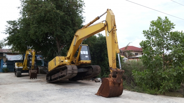 ขายด่วน KOMATSU PC200-6E ซีเรียนสูง110319Japanจะข้ามเป็นรู่น7 รถนอกนำเข้าจากญี่ปุ่นไม่เคยใช้งานเมืองไทยเลย
