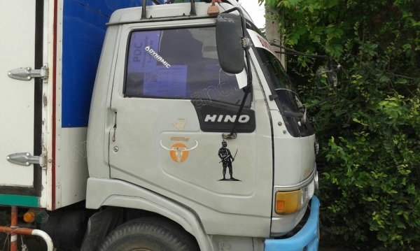 รถบรรทุก 6 ล้อ HINO รุ่น FC 120 ตู้แห้ง 10 บาน รถบรรทุก 6 ล้อ HINO รุ่น FC 120 ตู้แห้ง 10 บาน