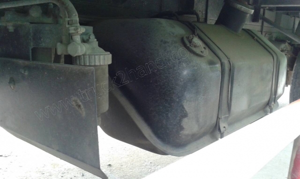 รถบรรทุก 6 ล้อ HINO รุ่น FC 120 ตู้แห้ง 10 บาน รถบรรทุก 6 ล้อ HINO รุ่น FC 120 ตู้แห้ง 10 บาน