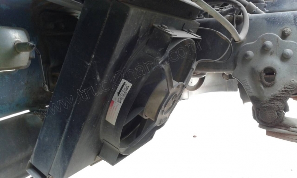 รถบรรทุก 6 ล้อ HINO รุ่น FC 120 ตู้แห้ง 10 บาน รถบรรทุก 6 ล้อ HINO รุ่น FC 120 ตู้แห้ง 10 บาน