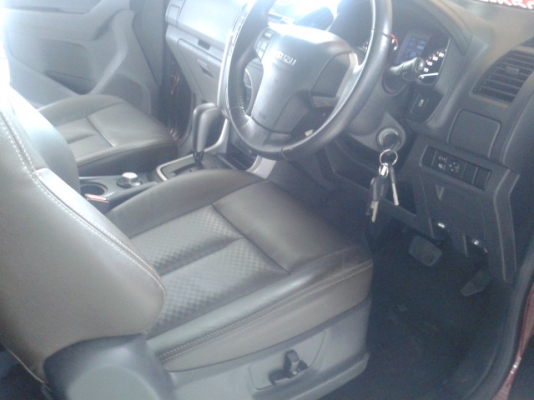 ขาย ISUZU D-MAX 4WD 4ประตูตัวท๊อป Auto ปี2013 วิ่ง 86xx กิโลเมตร ขาย ISUZU D-MAX 4WD 4ประตูตัวท๊อป Auto ปี2013 วิ่ง 86xx กิโลเมตร