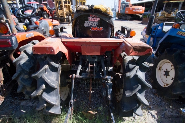 AUC Code 008 แทรกเตอร์ เก่านอก YANMAR รุ่น FX16Dราคาเริ่มต้นการประมูล 50,000 บาท AUC Code 008 แทรกเตอร์ เก่านอก YANMAR รุ่น FX16Dราคาเริ่มต้นการประมูล 50,000 บาท