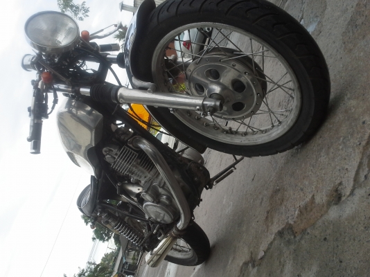 ขายSR 400 cc.Cafe inv. ราคา 47,000 บาท   ราคาใหม่งดต่อ