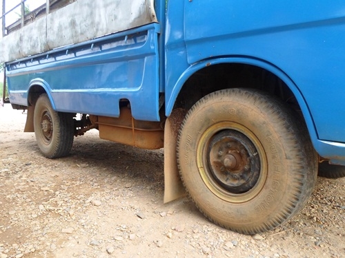 (โอนจอง20000ไปส่งสระแก้ว)ขายรถสี่ล้อTL75รถใช้รับส่งนักเรียนอยู่ สภาพใช้งานได้ดีราคานี้ส่งฟรีครับ