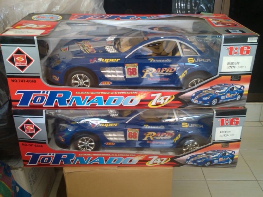 รถบังคับTornado 747(JinJiang)Scale 1:6 ขนาดใหญ่ สวย ของใหม่**ลดราคาครับ**ขอขาย 1700 บาทถ้วนครับ**ราคานี้พร้อมจัดส่งครับ**