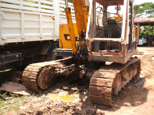 ขายรถชิ้นส่วนรถแม็คโคร โคมัตสุ 120-1 (12 HT)