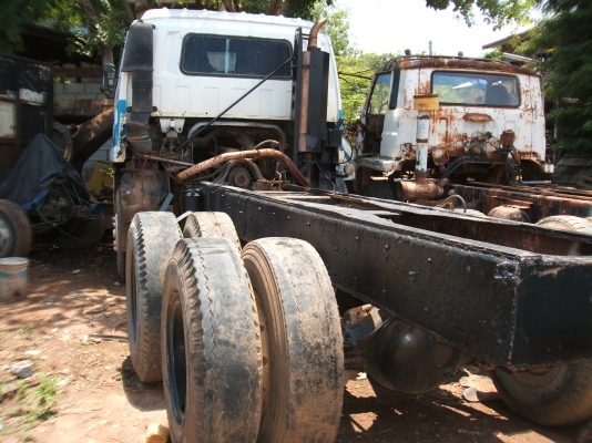 ขายรถสิบล้อสองเพลา ยี่ห้อ อีซูซุ