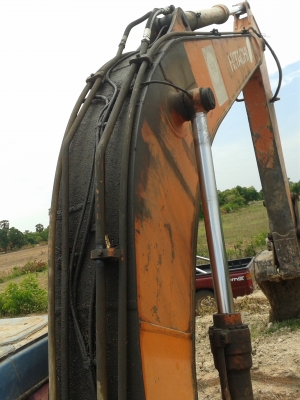 ขายรถแม็กโค HITACHI / EX 200-3 ( เอกสารใบแจ้งจำหน่ายครับ )