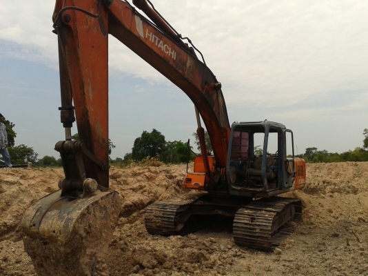 ขายรถแม็กโค HITACHI / EX 200-3 ( เอกสารใบแจ้งจำหน่ายครับ )