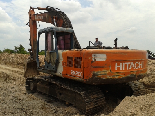 ขายรถแม็กโค HITACHI / EX 200-3 ( เอกสารใบแจ้งจำหน่ายครับ )