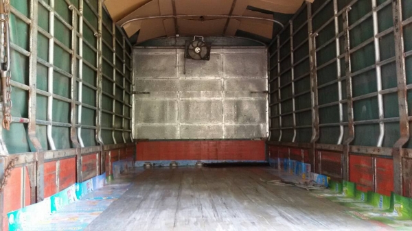 รถบรรทุก 6 ล้อ isuzu NPR 115 แรงม้า รถบรรทุก 6 ล้อ isuzu NPR 115 แรงม้า