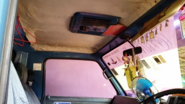 รถบรรทุก 6 ล้อ isuzu NPR 115 แรงม้า รถบรรทุก 6 ล้อ isuzu NPR 115 แรงม้า