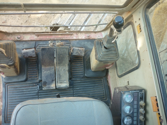 ขาย Komatsu pc60-5 ขาย Komatsu pc60-5