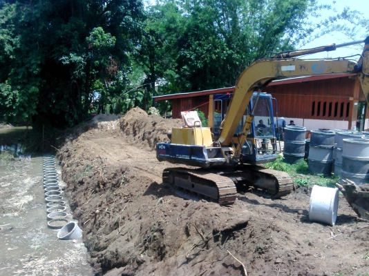 ขาย Komatsu pc60-5 ขาย Komatsu pc60-5