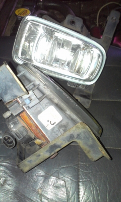 ขายสปอร์ทไลท์ ลำโพง