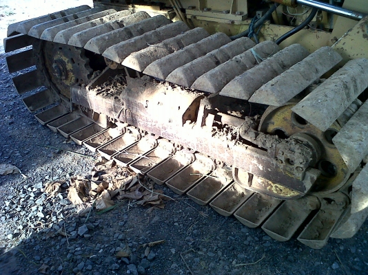 ขายแทรกเตอร์ D2รุ่น6 ใบมีด 6ทิสทาง สภาพพรอมใช้ ติดต่อได้ ที่คุณ อ๊อฟ พิจิตร 086-737-9991