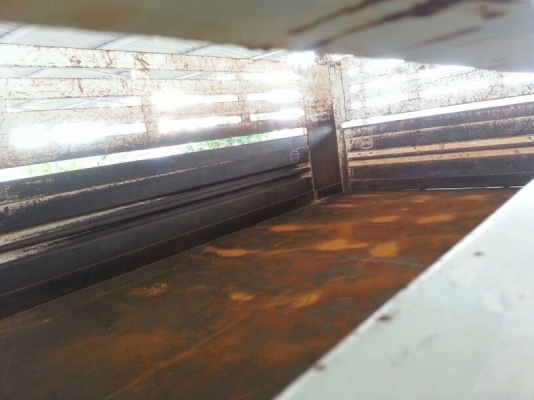 รถอีซูซุ 6 ล้อดั้ม FRR 210 แรงม้า ปี 54  ( รถวิ่ง 5x,xxx กม. )  สนใจติดต่อ 081 - 6079515