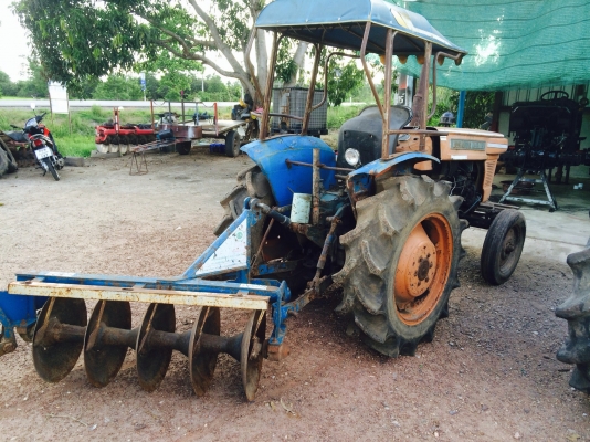 ขายรถไถคูโบต้าL240พร้อมผาน5*20" ขายรถไถคูโบต้าL240พร้อมผาน5*20"