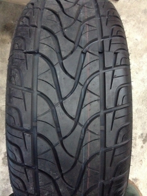 ยางใหม่ปี14ขอบ20. 265 60 20  ถูกๆครับ4เส้น 12500  เท่านั้นครับ