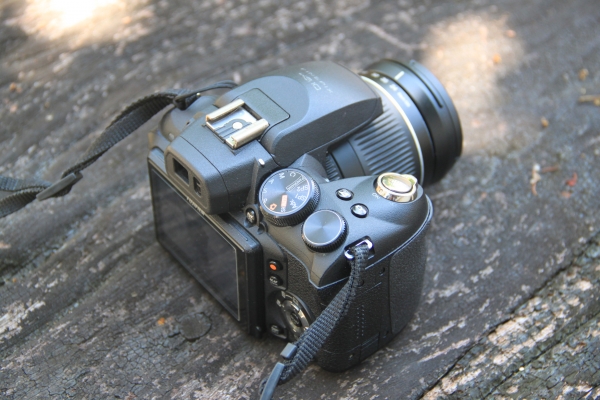 กล้อง FuJi - HS10 กล้อง FuJi - HS10