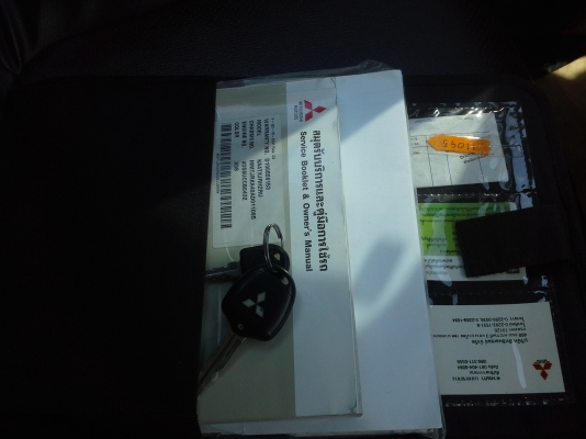 รถไทตั้น4ประตูตัวสูงเกียร์ออโต้ใช้น้อยมากวิ่ง50000หน้าหลังเดิม รถไทตั้น4ประตูตัวสูงเกียร์ออโต้ใช้น้อยมากวิ่ง50000หน้าหลังเดิม