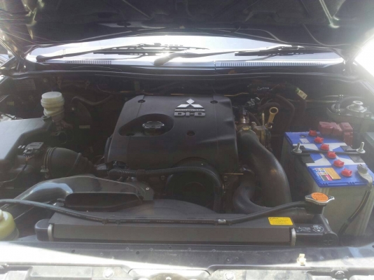 รถไทตั้น4ประตูตัวสูงเกียร์ออโต้ใช้น้อยมากวิ่ง50000หน้าหลังเดิม รถไทตั้น4ประตูตัวสูงเกียร์ออโต้ใช้น้อยมากวิ่ง50000หน้าหลังเดิม